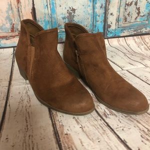 SO Ankle Suede Booties